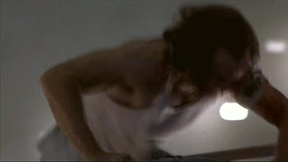 Náhled CON AIR - NICOLAS CAGE - DRAMA - CZdabing.avi (10)