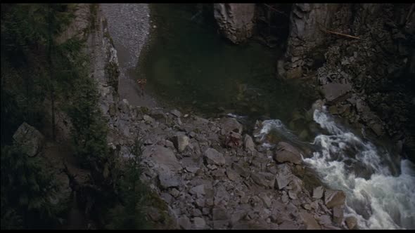 Náhled RAMBO - PRVNÍ KREV 1982 HD CZ dabing.avi (4)