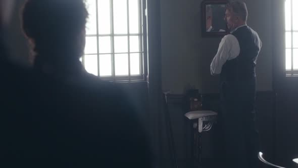 Náhled Peaky Blinders S02E05 - BRrip HD720p CZtitulky.mkv (4)