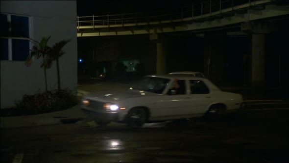 Náhled SUPERPOLICAJTI Z MIAMI (1985).avi (6)