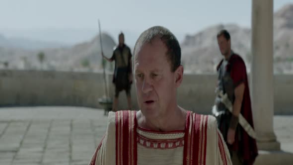 Náhled Risen-2016-BDrip-CZ.mkv (6)
