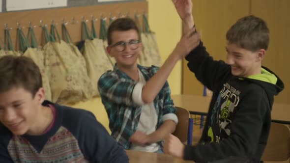 Náhled Strašidla (2016) CZ Dabing.avi (9)