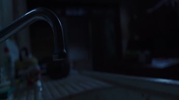 Náhled V zajetí démonů 2.The Conjuring 2.2016.CZ Dabing.BRRip.XviD.AC3.avi (7)