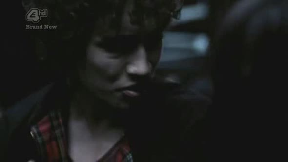 Náhled Zmetci-(Misfits)-s02e02-CZ.avi (6)