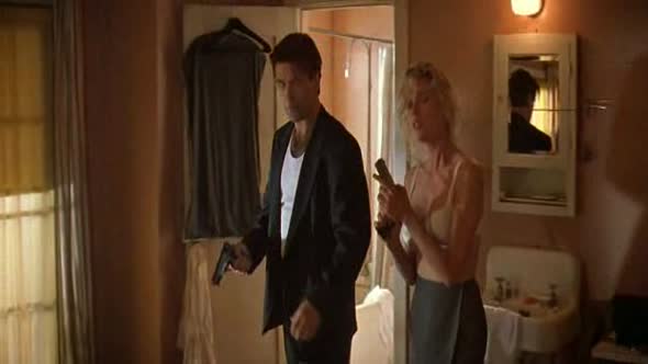 Náhled Utek-do-Mexika-The-Getaway---1993.Picaso11.avi (10)