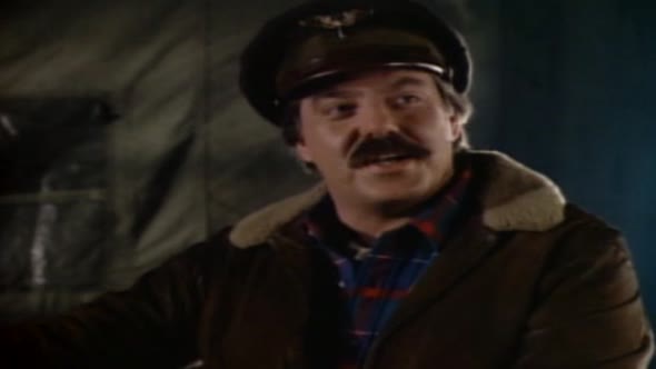 Náhled MacGyver S04E04 na kridlech a s modlitbou (CZ).avi (5)