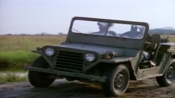 Náhled MacGyver S04E04 na kridlech a s modlitbou (CZ).avi (8)