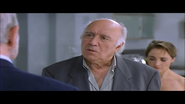 Náhled Herci---komedie-francouzsti-herci-v-akci--2000_MH_.mp4 (6)