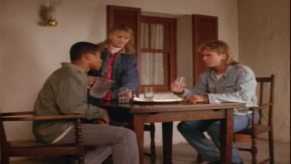Náhled MacGyver S05E08 cerny nosorozec fs dvd xvid cz cb (CZ).avi (7)