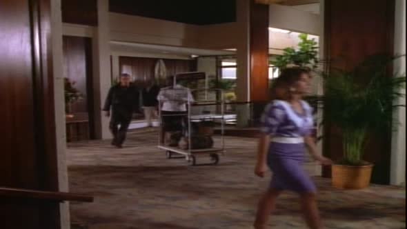 Náhled MacGyver S05E08 cerny nosorozec fs dvd xvid cz cb (CZ).avi (8)
