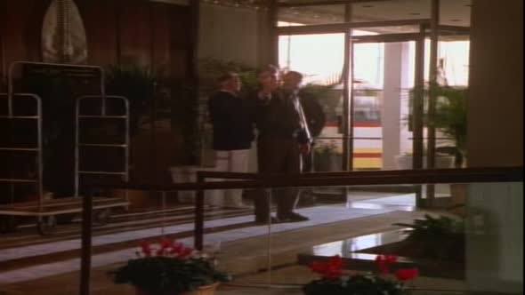 Náhled MacGyver S05E08 cerny nosorozec fs dvd xvid cz cb (CZ).avi (9)