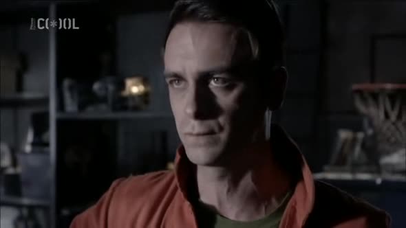 Náhled Zmetci-(Misfits)-s04e03 CZ.avi (2)