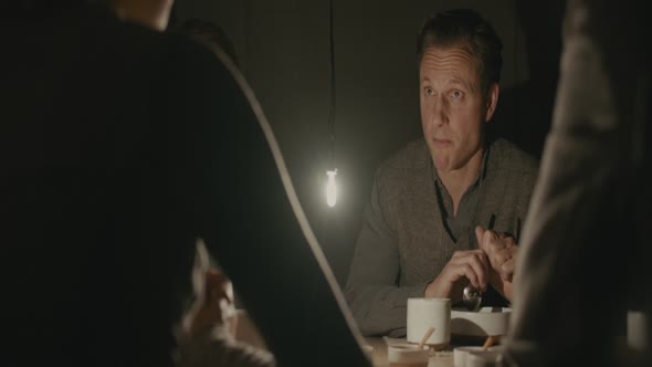 Náhled Divergent.2014.1080p.WEB-DL.DD5.1.H264-RARBG.mkv (1)