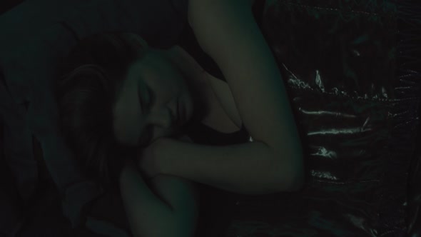Náhled Divergent.2014.1080p.WEB-DL.DD5.1.H264-RARBG.mkv (9)