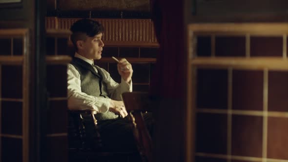 Náhled Peaky Blinders S01E03 - BRrip HD720p CZtitulky.mkv (8)