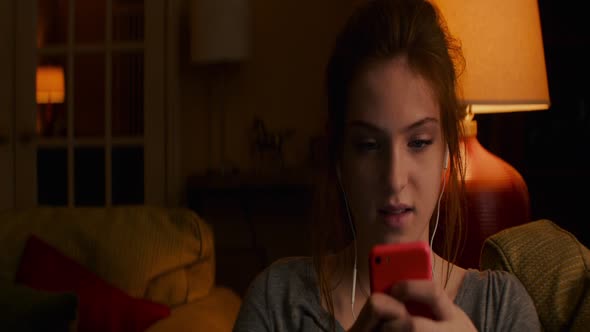 Náhled Poltergeist.2015.THEATRICAL.1080p.BDRip.x264.CZ.dabing.mkv (4)