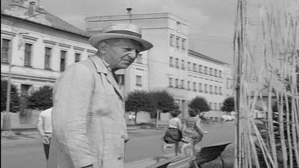 Náhled Obchod-na-korze---The-Shop-on-Main-Street-1965,-SK.avi (1)
