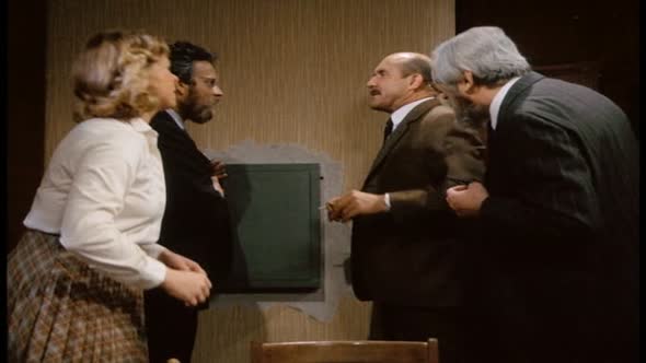 Náhled Letajici Cestmir 5.dil - Rodina na vetvi DVDRIP CZ.avi (3)