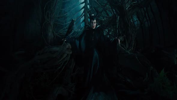 Náhled Vladkyňa zla - Maleficent.2014.BDRip.XviD.CZ-DABING.avi (4)