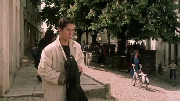 Náhled Bozska relikvie - Armour of God 1986 CZ dab DVDRip.avi (4)