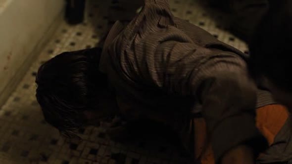 Náhled Zmizeni-2013-BRRip-XviD-AVI-CZ---novinky-filmy-2014.avi (4)