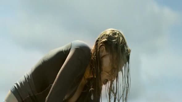 Náhled The.Shallows.2016.BDRip.XviD.CZ-FTU.avi (4)