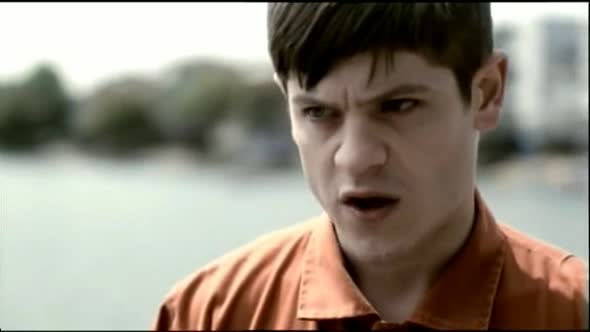 Náhled Zmetci-(Misfits)-s02e03-CZ.avi (4)