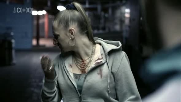 Náhled Zmetci-(Misfits)-s02e04-CZ.avi (7)