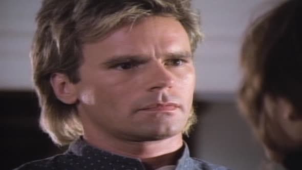 Náhled MacGyver S03E02 Ztracena Laska 2 (CZ).avi (10)
