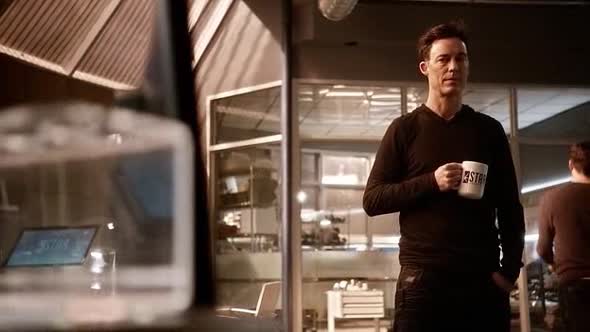 Náhled The-Flash-S02E16-CZ-titulky.avi (5)