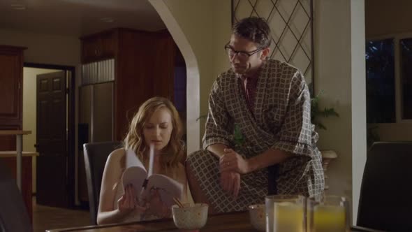 Náhled Submission.S01E06.HDTV.x264-FLEET.mkv (5)