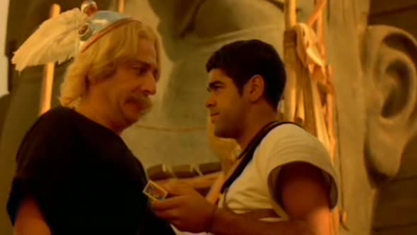 Náhled Asterix-a-Obelix---Mise-Kleopatra-DVDRip-CZ-(DD-5,1).avi (5)