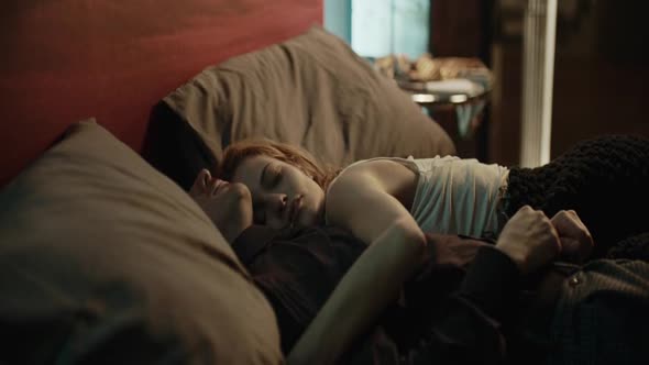 Náhled Suburra.2015.DVD.CZ.dabing.avi (6)