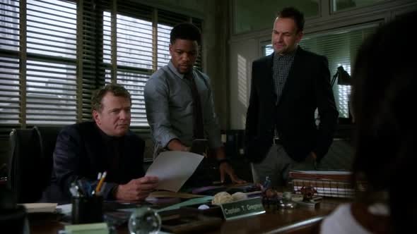 Náhled Jak prosté S04E11 - Elementary - WEBrip CZdabing.avi (4)