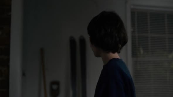 Náhled Stranger.Things.S01E01.mkv (1)