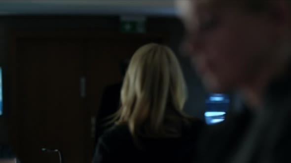 Náhled Homeland.S05E09.HDTV.x264-KILLERS.mp4 (6)