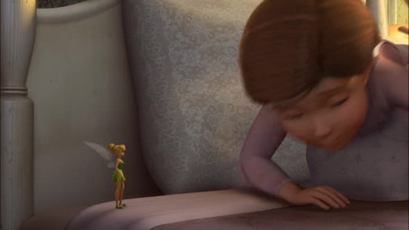 Náhled Zvonilka a velká záchranná výprava (Tinker Bell and the Great Fairy Rescue - 2010) animovaný,kreslený,cz dabing.avi (8)
