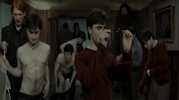 Náhled 7.Harry-Potter-a-Relikvie-smrti-1-cast.avi (1)