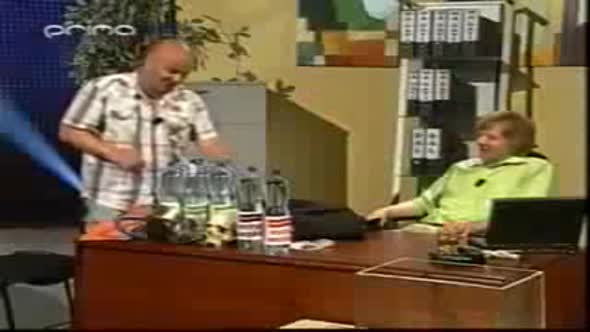 Náhled Zdeněk IZER - scénky (3. díl z 8) (Low).avi (1)