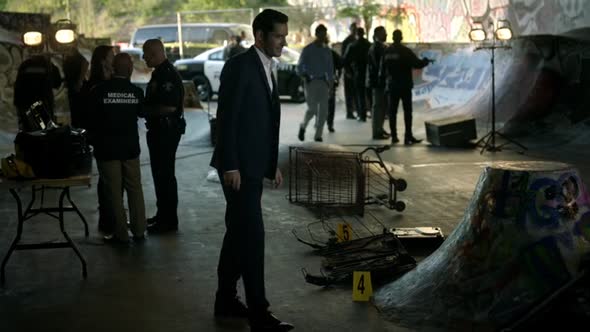 Náhled Lucifer.S02E03.HDTV.x264-LOL.mkv (2)