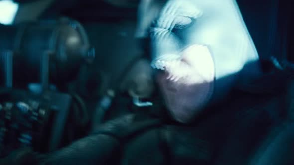 Náhled Batman.v.Superman.Dawn.of.Justice.2016.Bluray.x264.AC-3.5.1.CZ-HdDrOn.mkv (10)