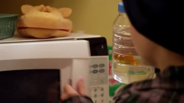 Náhled Shameless.US.S01E05.CZ Titulky.avi (4)