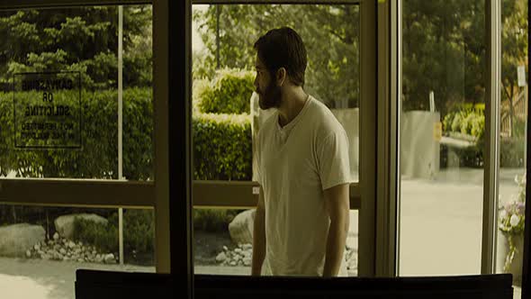 Náhled NEPŘÍTEL 2013 BDRip CZ dabing.avi (9)