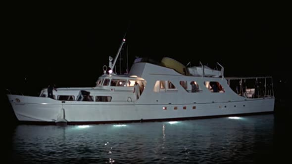 Náhled 04.Thunderball-1965.avi (6)