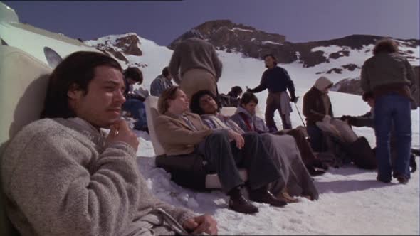Náhled Přežít (1993) Drama, akční, dobrodružný.avi (3)