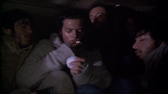 Náhled Přežít (1993) Drama, akční, dobrodružný.avi (8)