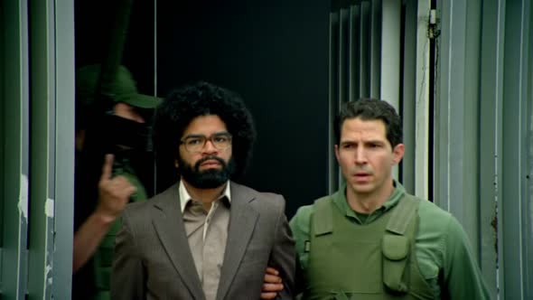 Náhled Narcos.S01E09.720p.WEBRip.x264-TASTETV.mkv (8)