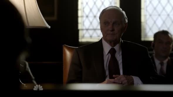 Náhled The.Blacklist.S01E20.HDTV.x264-LOL.mp4 (6)