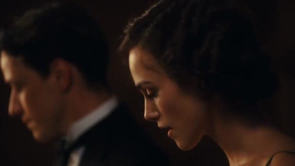 Náhled - Drama POKANIE Keira Knightley CZ DABING Romantický.avi (4)