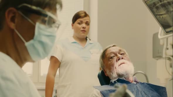 Náhled Jak.se.Zbavit.Nevesty.2016.AC3.Cz.avi (9)
